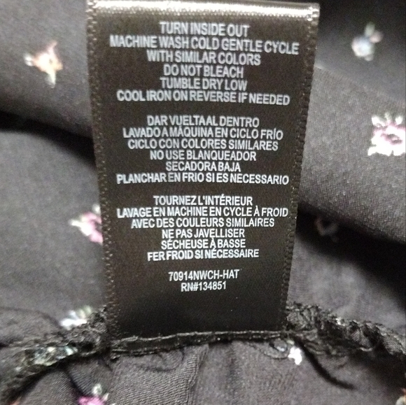 WAYF Black Floral Ruched Top - Picture 4 of 12